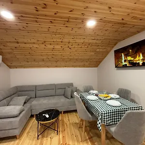 https://apt-charming-two-bedroom-loft-06.albaniahotels.org