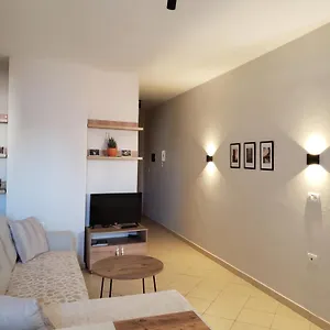 https://leones-apartament.albaniahotels.org